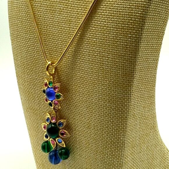 VTG SHAKIRA CAINE Indian Mughal Necklace & Matching Clip-on Earrings Glass Stone - Picture 11 of 16